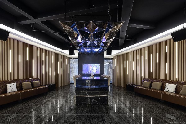 重庆哪里找靠谱男按摩师? 重庆哪里找靠谱男按摩师?